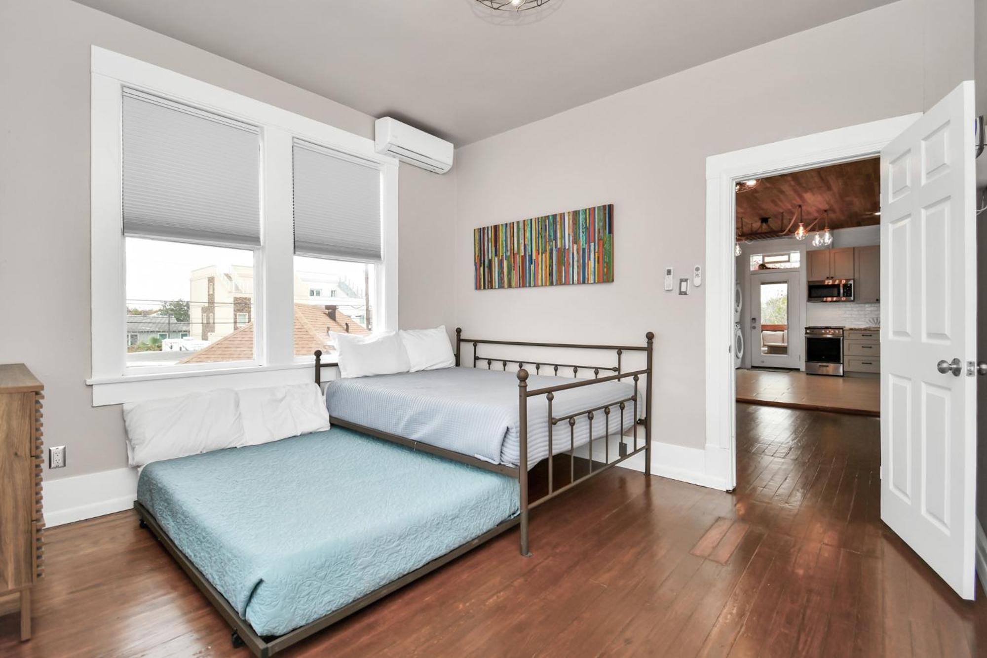 갤버스턴 Nautical Loft With Outdoor Kitchen & Beach Access 아파트 외부 사진